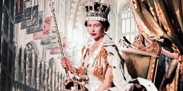 queen-elizabeth-ii- Coronation 